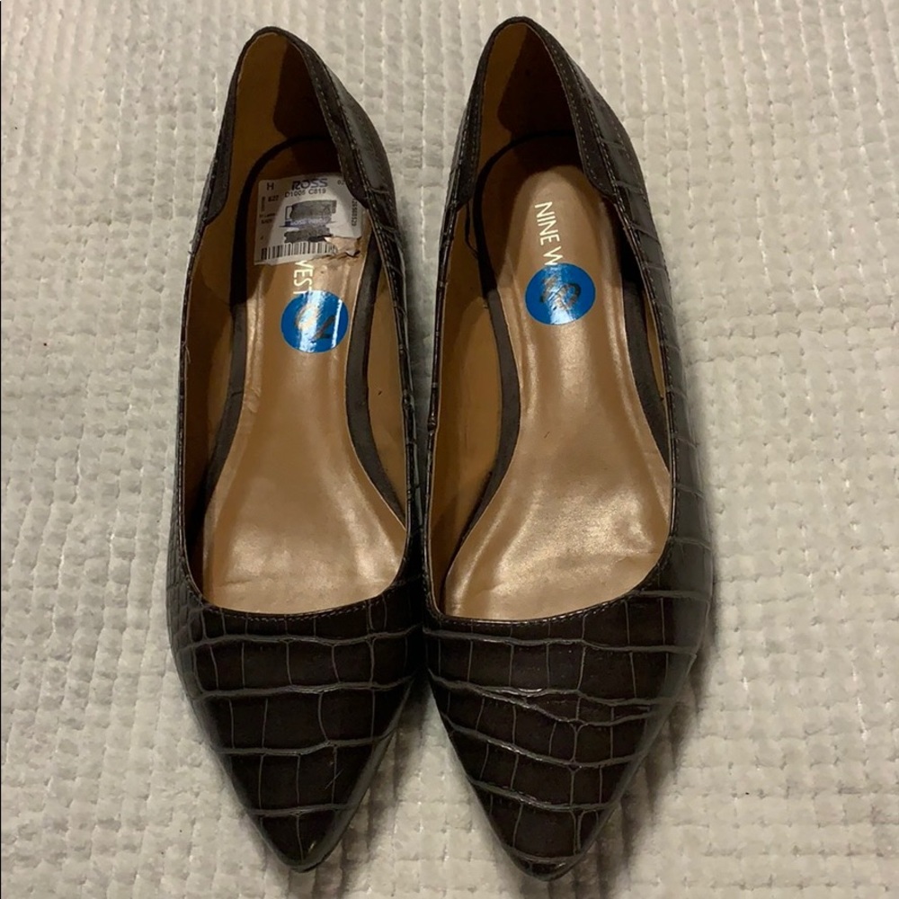 Women flats